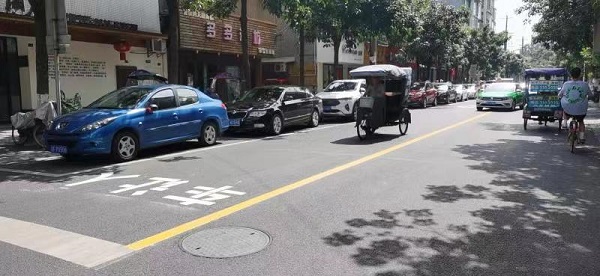 东风路（陵园路菜市后门）标线改造